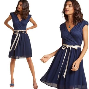 NEW ModCloth Beautifully Bubbly Navy Lace V Neck  A-Line Dress 1X - Picture 1 of 5