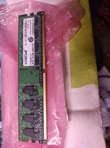 Crucial 1GB PC2-6400 800 MHz DDR2 SDRAM Memory, CT12864AA800 - Picture 1 of 4