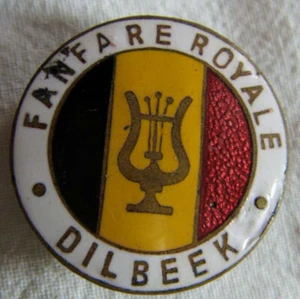 BG277 - INSIGNE BADGE FANFARE ROYALE - DILBEEK - BELGIQUE - Picture 1 of 2