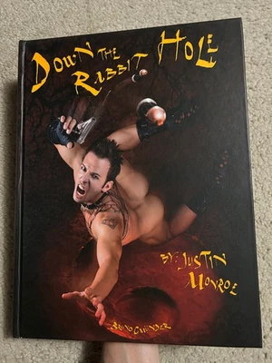 Justin Monroe / DOWN THE RABBIT HOLE 2008 Gay Photo Book Men’s Photography Foto 1 de 4