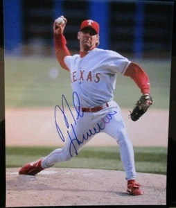 MIKE HENNEMAN SIGNED TEXAS RANGERS 8x10 PHOTO w/ COA - Picture 1 of 1