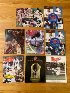 Lot of 8 Minnesota Twins Magazine Calendar 1987 World Series Champs 1981 Program - Bild 1 von 19