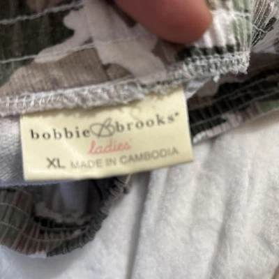 Bobbie Brooks Ladies XL Camo Shorts - Image 1 of 4