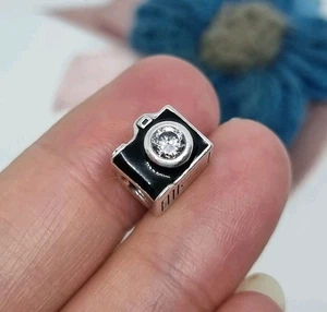 Genuino Pandora Sentimental Instantáneas Cámara Dije Negro Esmalte y Circonita cúbica 💕 S925 Ale - Imagen 1 de 6