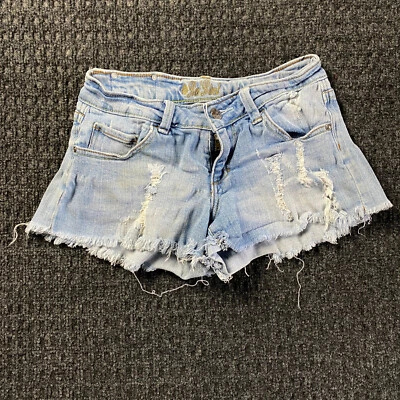 "Pantalones cortos de mezclilla envejecidos remaches rojos vintage y2k talla 1 tiro bajo 2"" entrepierna" Foto 1 de 4