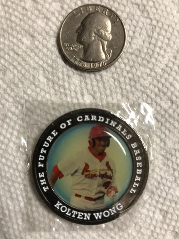 2015 Kolten Wong Springfield Cardinals Coin Brewers 2-Time Gold Glove QTY Cover