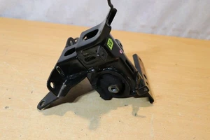 TOYOTA YARIS 1.5 PETROL HYBRID ENGINE GEARBOXES MOUNT LEFT SIDE AV-A4439 - Picture 1 of 9