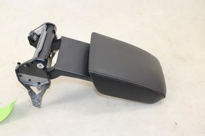 Volkswagen GTI 2015 consola central reposabrazos OEM MH86 Foto 1 de 4