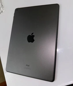 Apple iPad 8 10.2" 2020 8th Generation Apple A12 Bionic iOS 14 128GB - Picture 1 of 17