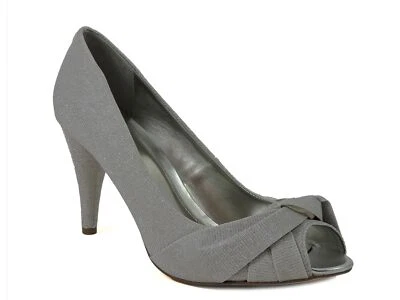 Style&co. Zapatos de salón Kathryn Peep-Toe plateados para mujer talla 8 M Foto 1 de 4