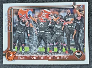 ⭐🦄 2025 Topps Serie 1 - Tarjeta del equipo Baltimore Orioles #170 MLB Béisbol 🆓📦 - Imagen 1 de 2
