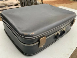 Foxcroft by antler lined vintage blue suitcase (no key) MZE270122D - Picture 1 of 6