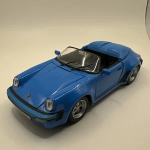 MAISTO Blue Porsche 911 Speedster Diecast Car Model, 1989, 1:24 Scale - Foto 1 di 7