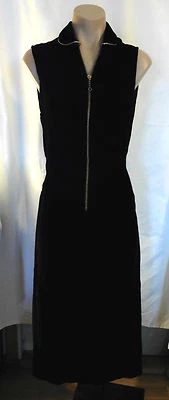 ÚNICO Vestido de Terciopelo Fino Negro Años 4050 con Cremallera Frontal y Cinturón Automático en la Espalda Foto 1 de 4