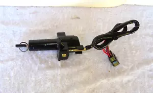 1984 Honda Interceptor VF 500F Ignition Switch With Key Aftermarket - Picture 1 of 4
