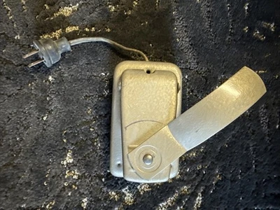 ВИНТАЖНЫЙ КОНТРОЛЛЕР СКОРОСТИ ШИТЬЯ ПЕДАЛИ КОЛЕНА MERMERCURY ELECTRIC 702 ФУТА 701 - Изображение 1 из 2