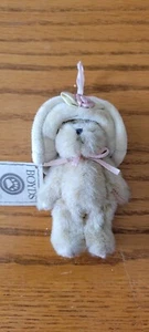 Boyds Bears I'm Goldie 4" Tan with Beige Hat Pink Flower Heirloom Series Tags  - Bild 1 von 16