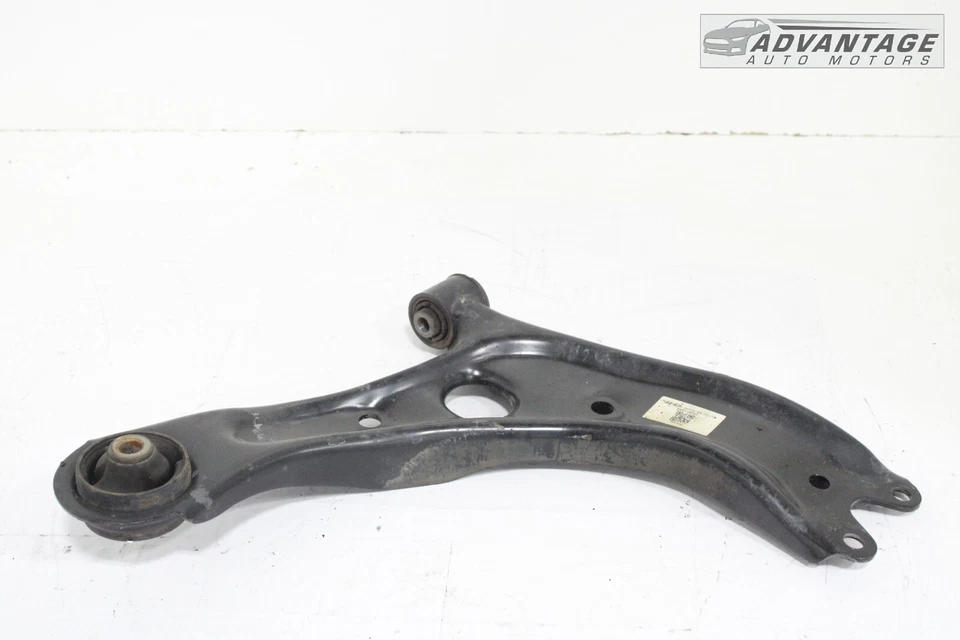 2017-2022 KIA SPORTAGE FRONT PASSENGER SIDE LOWER SUSPENSION CONTROL ARM OEM - Image 1 of 4