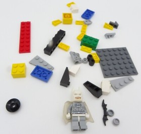 LEGO DC Comics Super Heroes: Arctic Batman vs. Mr. Freeze: Aquaman On Ice
