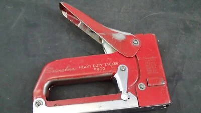 Vtg SWINGLINE #800 Heavy Duty Red Tacker Stapler Staple Gun Tool Made in USA - Image 1 of 4