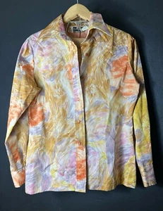 VTG 60’s -70’0 Disco Shirt Woman’s 12 Union Made Bright Art Print Lucite Buttons - Picture 1 of 23