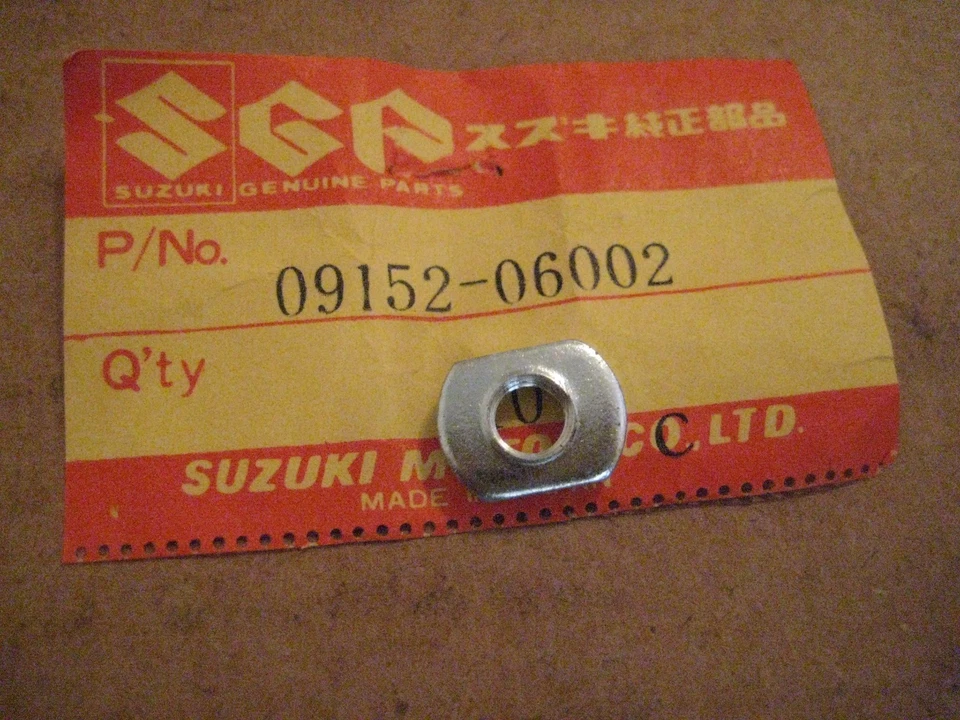 SUZUKI SP370/RE5/JR50/GT550/380/DR370/A100 6MM FRAME COVER MOUNTING NUT 6MM NOS! - Image 1 of 1