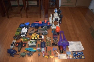 Vintage Hasbro GI Joe 70+ Teile Konvolut Fahrzeuge und Zubehör Panzer Motorräder - Bild 1 von 7