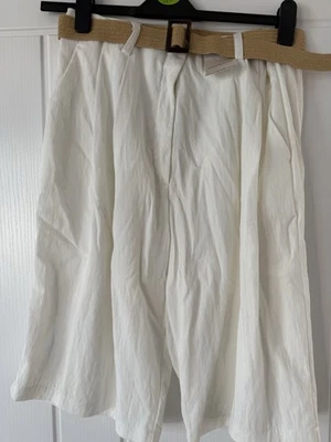 Ladies Tailored Shorts Size 14 - Image 1 of 4