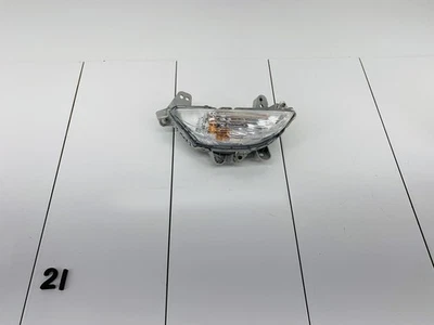 14-16 MAZDA 3 SEDAN FRONT LEFT DRIVER SIDE TURN SIGNAL LIGHT LAMP OEM - Image 1 of 4