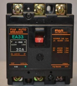 Fuji Auto Breaker EA33 3 Pole 30A ++ - Picture 1 of 1