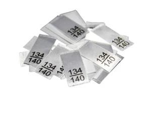 25 Textiletiketten - Größe 134/140 - Bild 1 von 1