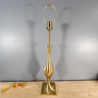 Vintage Mid Century Solid Brass Rembrandt Masterpiece Table Lamp - Image 1 of 4