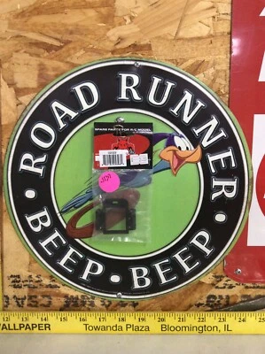 Redcat Racing 02022 Plastic Front Arm Holder Lightning Volcano Tornado Models - Image 1 of 2