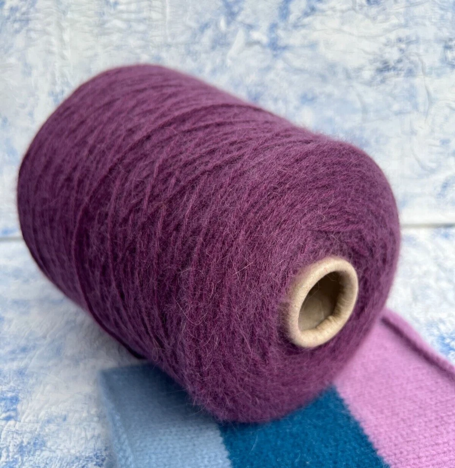 Angora Rabbit hilo suave en cono 55/35/10% Merino/Angora/PA, por 100 g (3,52 oz) Foto 1 de 4