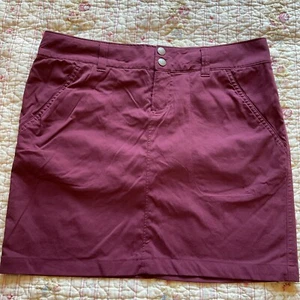 Columbia Hiking Skirt Skort sz 8 Omni-Shield Maroon Stretch - Picture 1 of 10