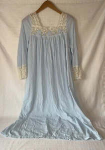 Vintage Chiha Brand Nylon And Lace Blue And White NightGown Size XS - Picture 1 of 8