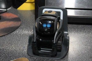 Anki Vector Base Kit (No. 000-00075) Home Companion Robot - Used - Limited Test - Picture 1 of 11