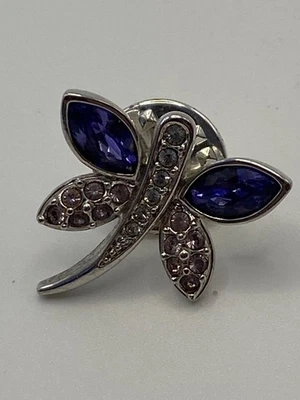 Prendedor de solapa de libélula de cristal de Swarovski con pedrería púrpura y rosa Foto 1 de 4