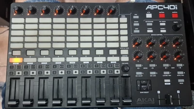 AKAI Professional APC 40 Mk2 ABLETON midi controller USATA - Immagine 1 di 2