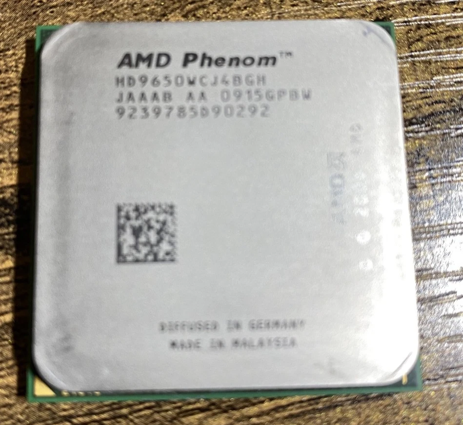 AMD Phenom HD9650WCJ4BGH 2006 Processor Chip - Image 1 of 1