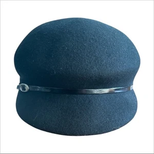 Nine West Vintage Y2K  Newsboy Black Wool felt Cap belt design - Picture 1 of 4