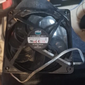 Cooler Master 3-Pin 120mm PC Case Fan - A12025-20RB-3BN-F1 DC12V 0.37A - Picture 1 of 3