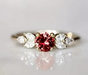 Modischer Ring mit vier Krallen besetzt rund Rubin synthetischer Edelstein - Bild 1 von 3