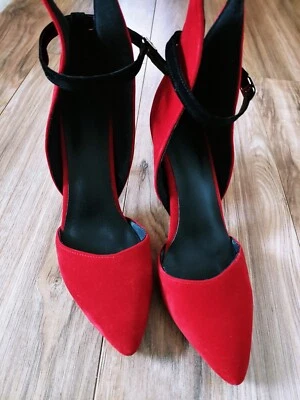  NEW Women's Shoes Red and Black Suede Pointed Toe Pump Heels Size EU 38 (Y1) - Image 1 of 4