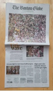Boston Celtics Championship Entenboot Parade Boston Globe Zeitung 6-22-2024 - Bild 1 von 10