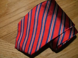 MENS POLO BY RALPH LAUREN TIE SILK MADE BY HAND IN USA RED BLUE STRIPED #525 - Picture 1 of 5