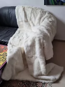 NEU Wunderschön ! KANIN Pelzdecke Felldecke KANINCHEN naturweiß XL - Bild 1 von 3