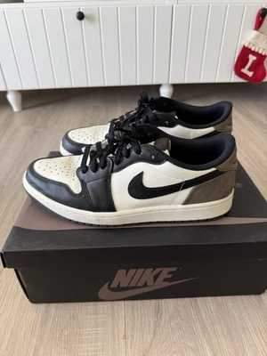 Talla 10 - Air Jordan 1 Retro OG Low Mocha Foto 1 de 4