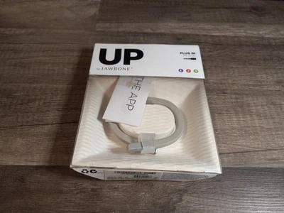 UP by Jawbone in Light Gray Size Medium Model JBR01b-MD-US NEW Free Shipping  - Image 1 of 3
