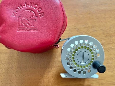 RST Koh-I-Noor 0 Fly Reel Silver Lightweight Trout Freshwater Fishing with Case - Image 1 of 4